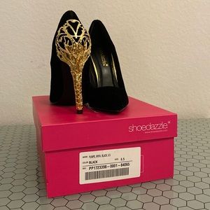 GOLD EMBEDDED HEEL! VELVET TOP